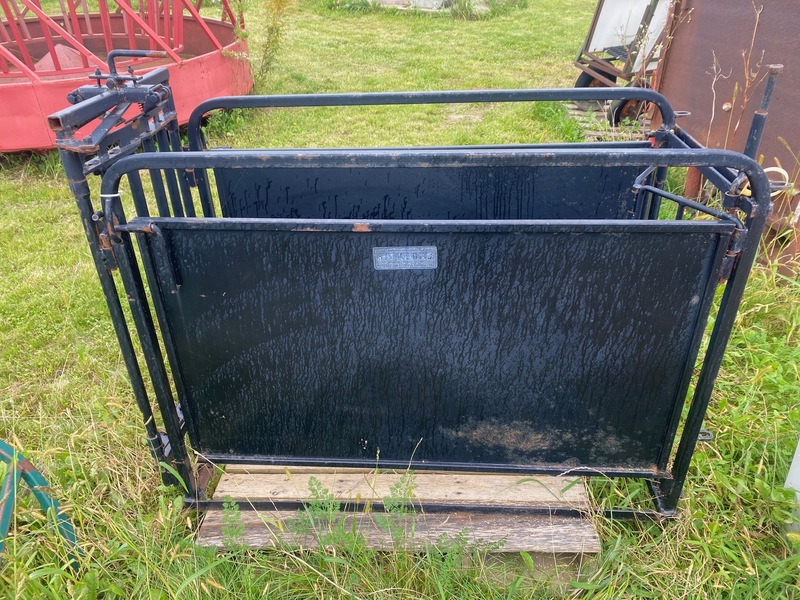 Marweld Sheep/Goat/Calf Squeeze Gate